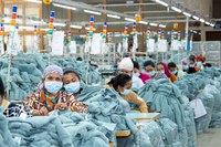 Cambodia_factory2_copyright Roman Koenig (151).jpg