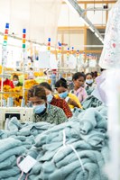 Cambodia_factory2_copyright Roman Koenig (161).jpg