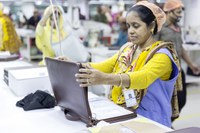 BD_production_floor_leather_high resolution_Copyright Sabrina Asche.jpg