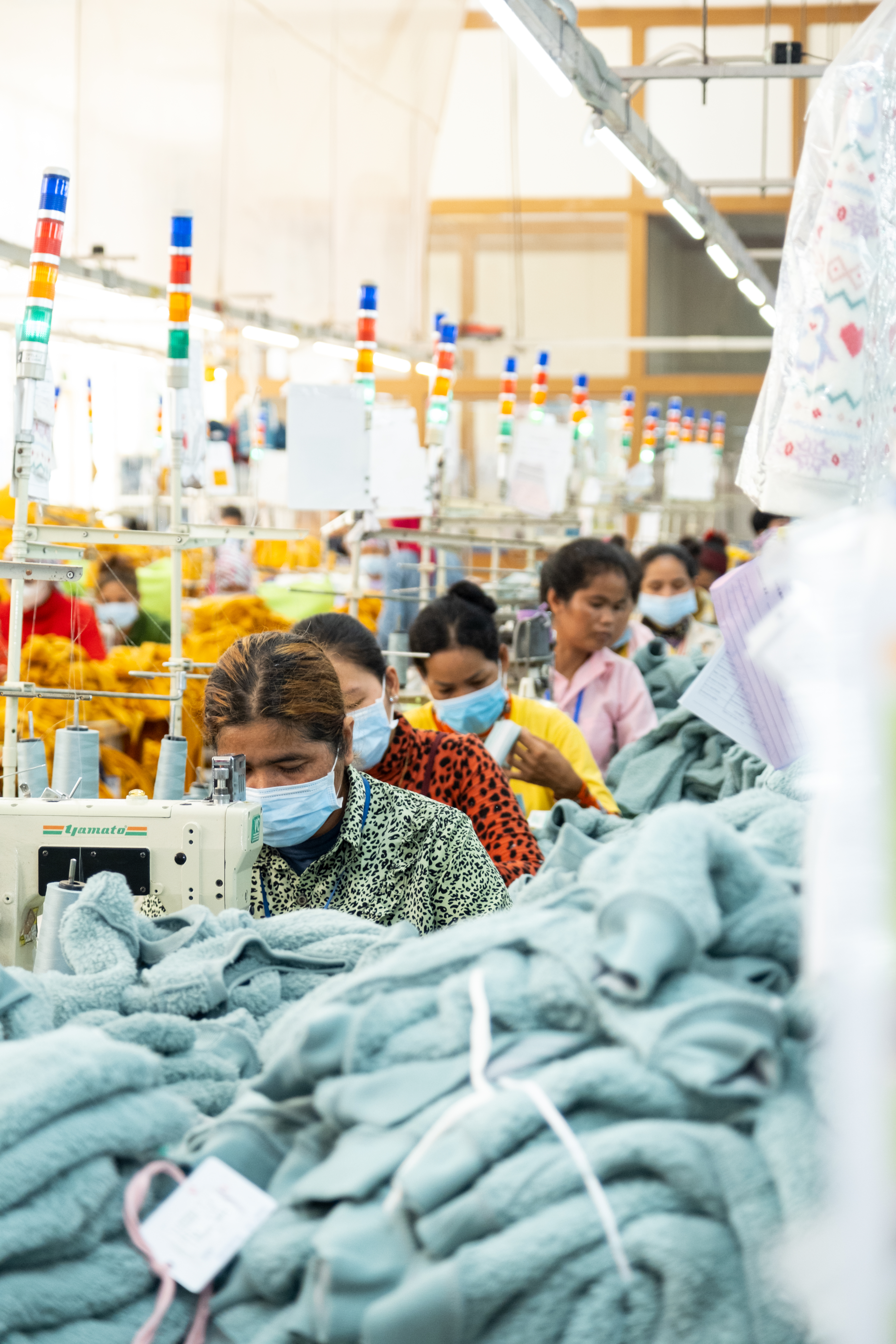 Cambodia_factory2_copyright Roman Koenig (161).jpg