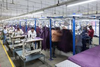 Pakistan_production_floor-small_Copyright Sabrina Asche.jpg